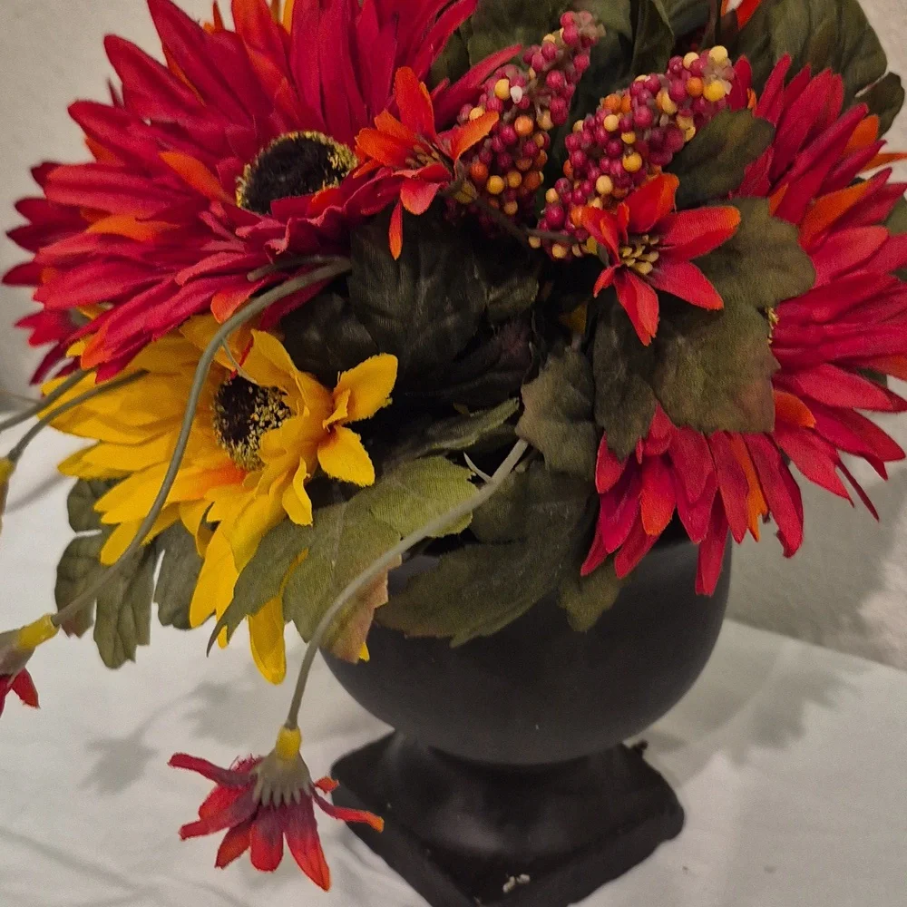 Artificial Silk Flowers (2) Arangements